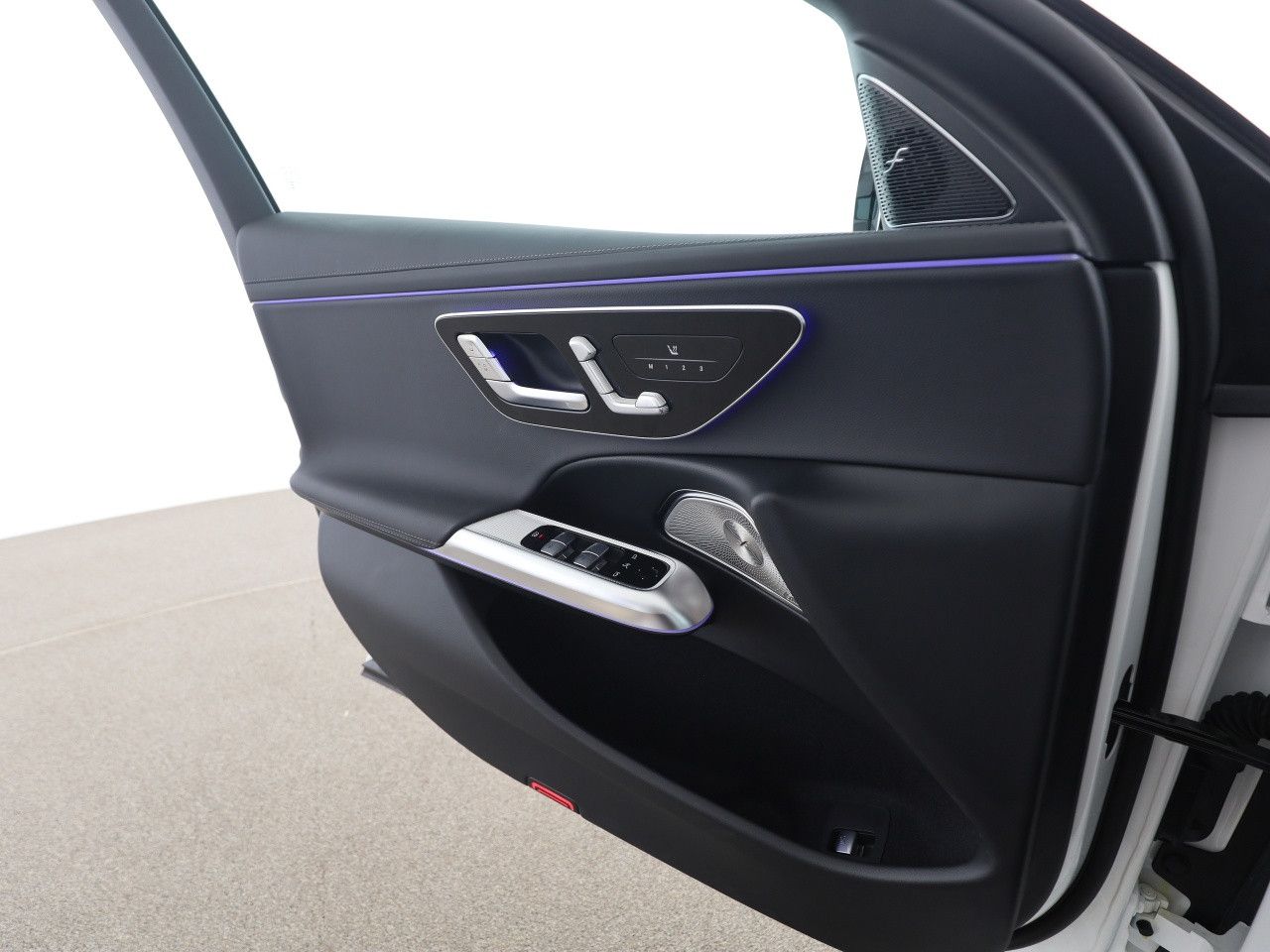 Mercedes-Benz E-Klasse – Bild 13
