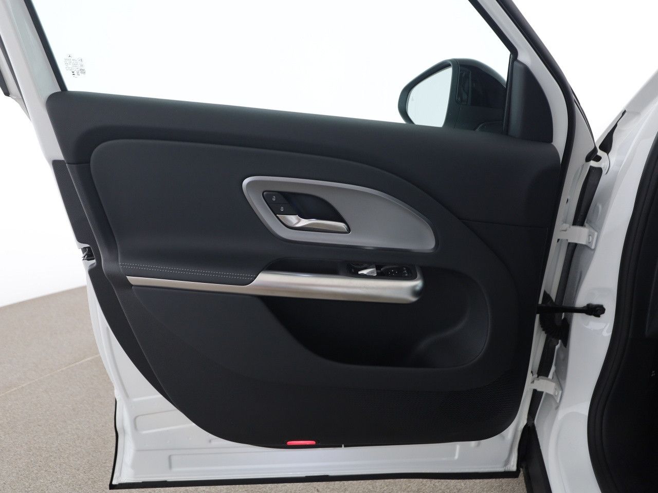 Mercedes-Benz GLB – Bild 12