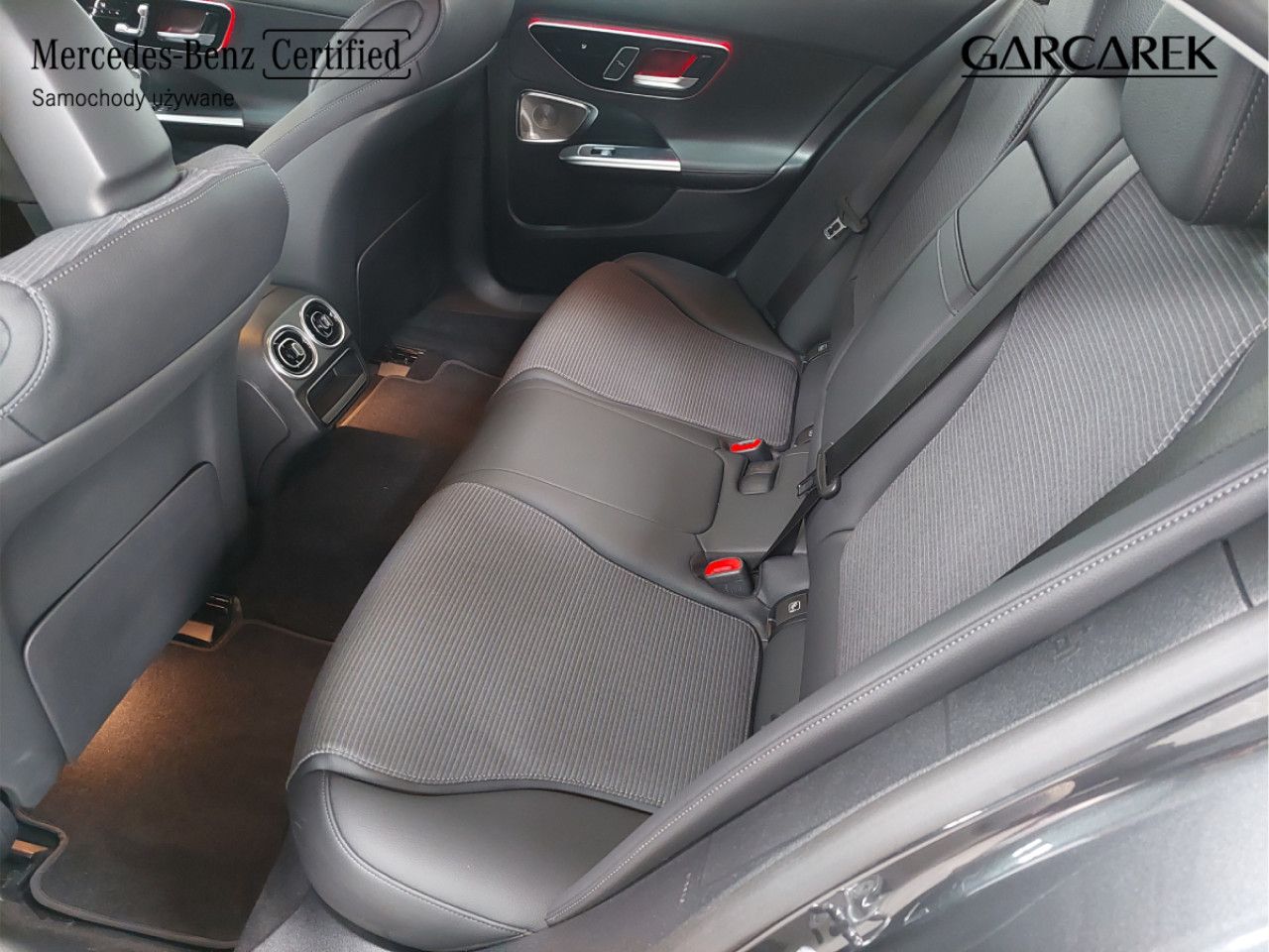 Zdj&eogon;cie pojazdu 10 / 24