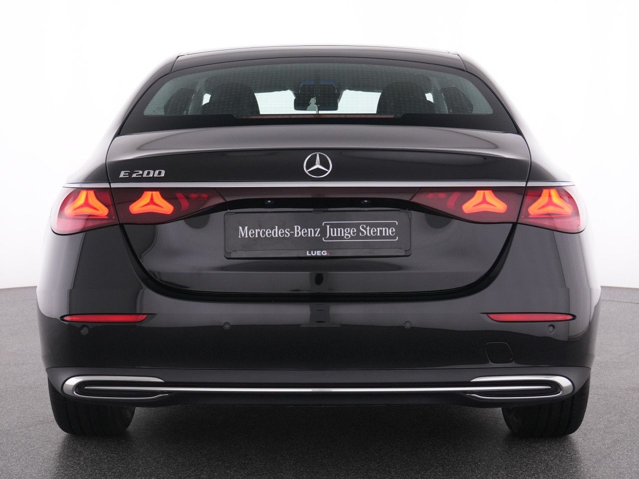 Mercedes-Benz E-Klasse – Bild 15