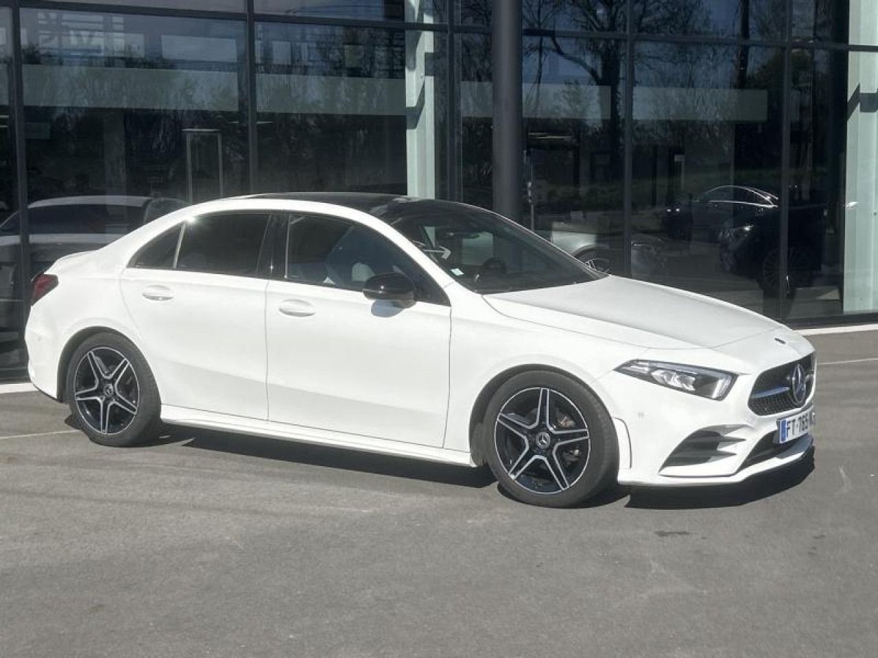 Photo du v&eacute;hicule 7 / 18