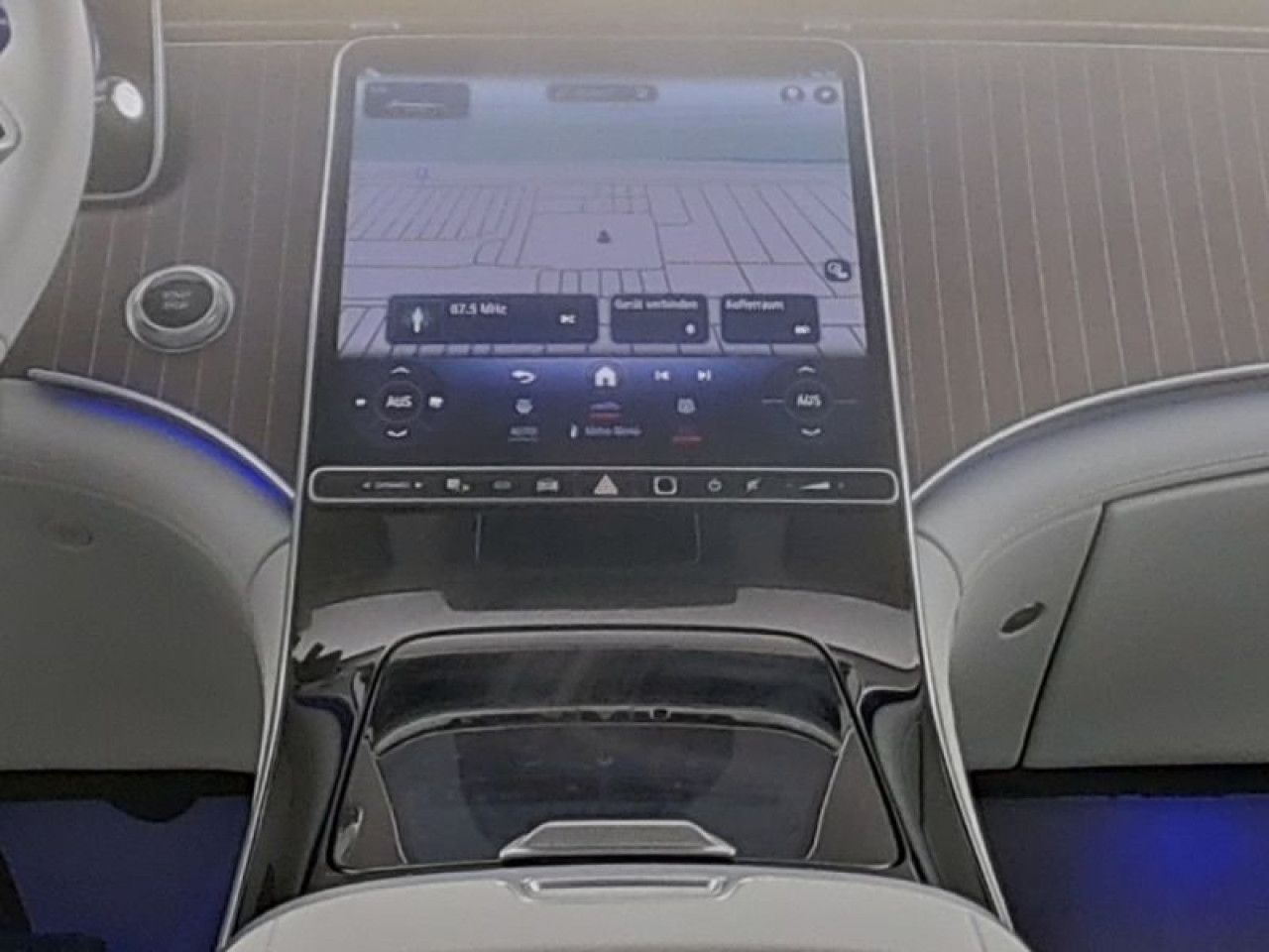 Mercedes-Benz EQE – Bild 13