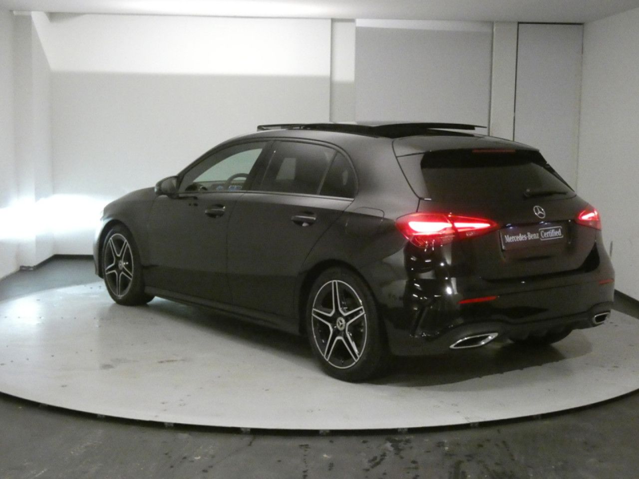 Photo du v&eacute;hicule 7 / 18