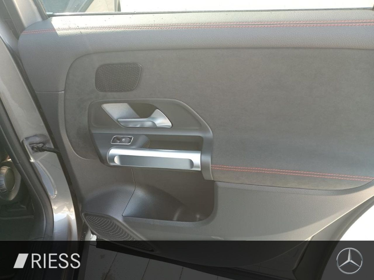 Fahrzeugbild 18 / 21