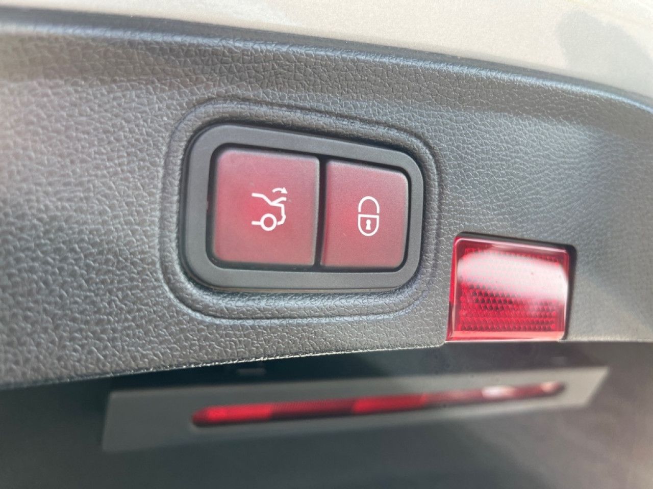 Mercedes-Benz C-Klasse – Bild 20