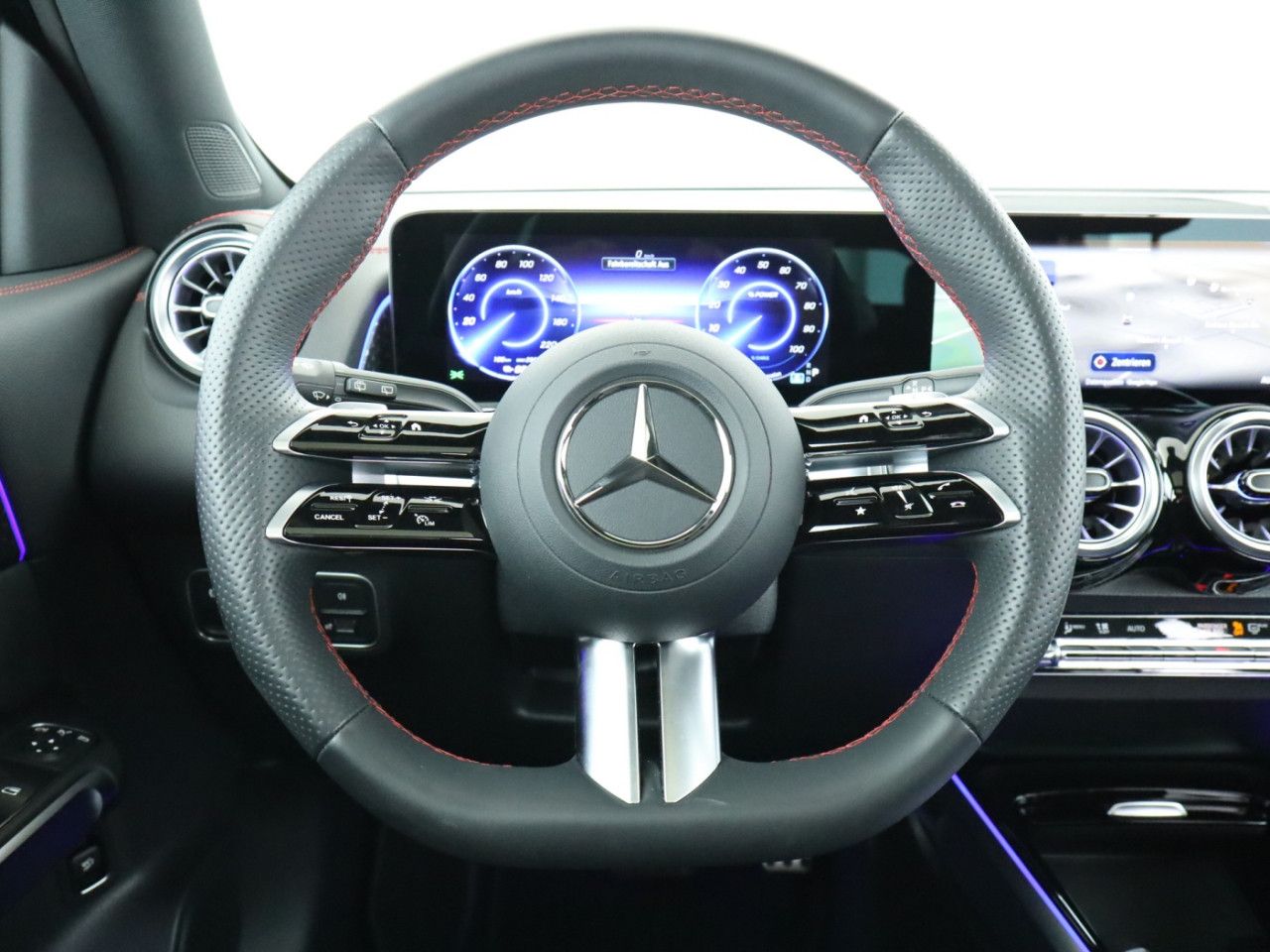Mercedes-Benz EQB – Bild 11