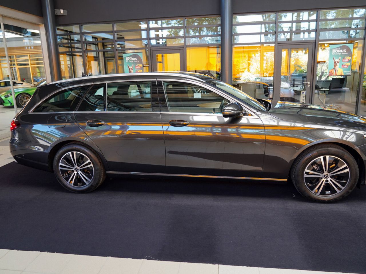 Mercedes-Benz E-Klasse – Bild 3