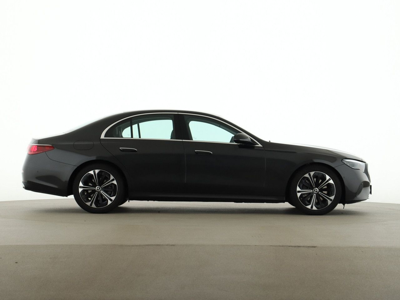 Mercedes-Benz E-Klasse – Bild 6