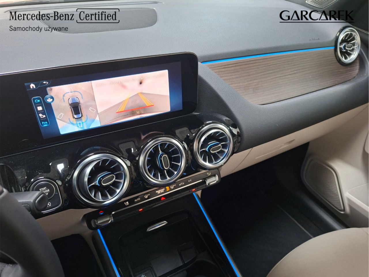 Zdjęcie pojazdu 22 / 26