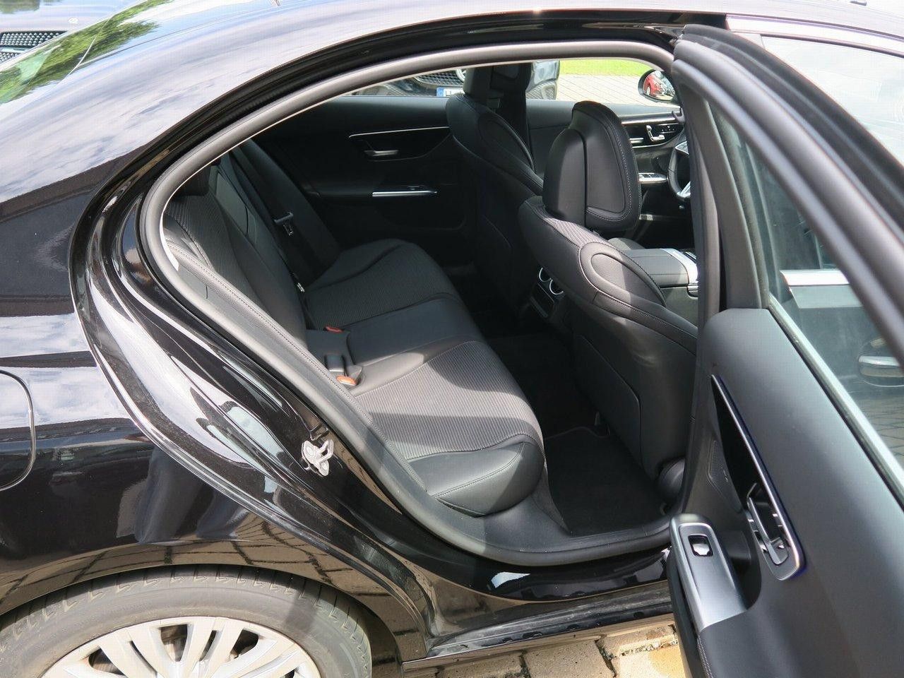 Mercedes-Benz C-Klasse – Bild 8