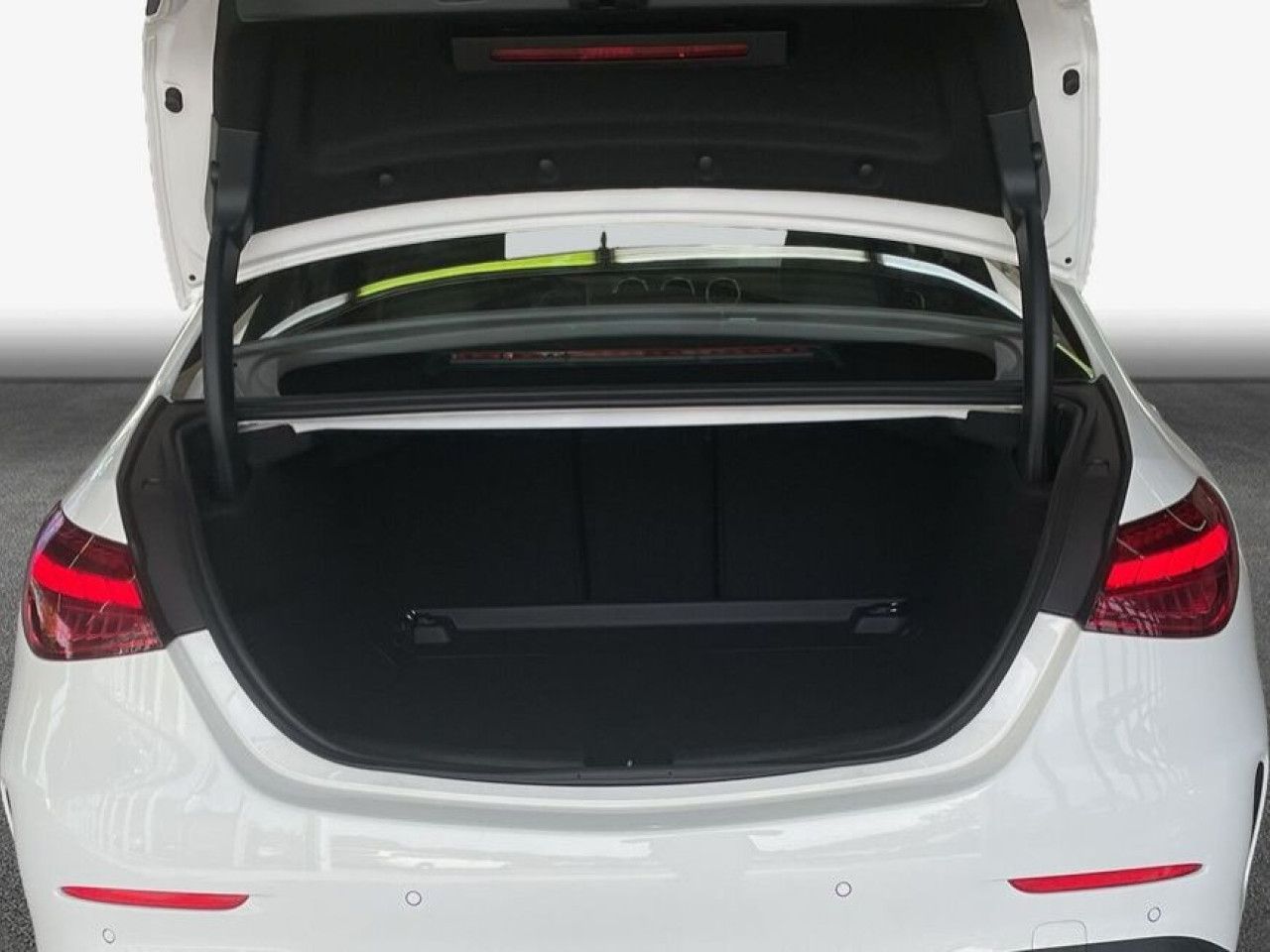 Mercedes-Benz C-Klasse – Bild 8
