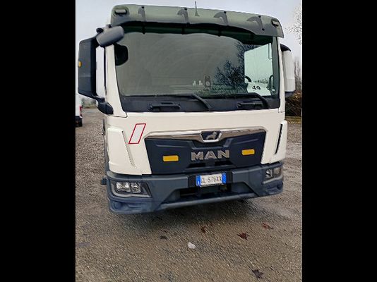 Immagine del veicolo 2 / 7