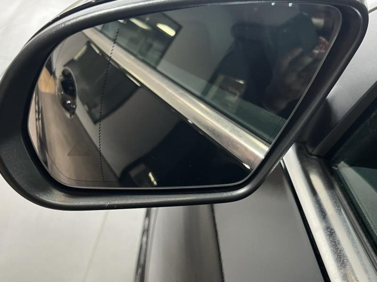 Photo du v&eacute;hicule 16 / 18
