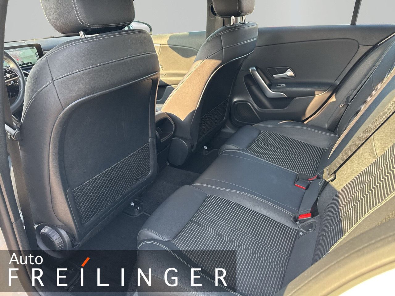 Fahrzeugbild 11 / 15