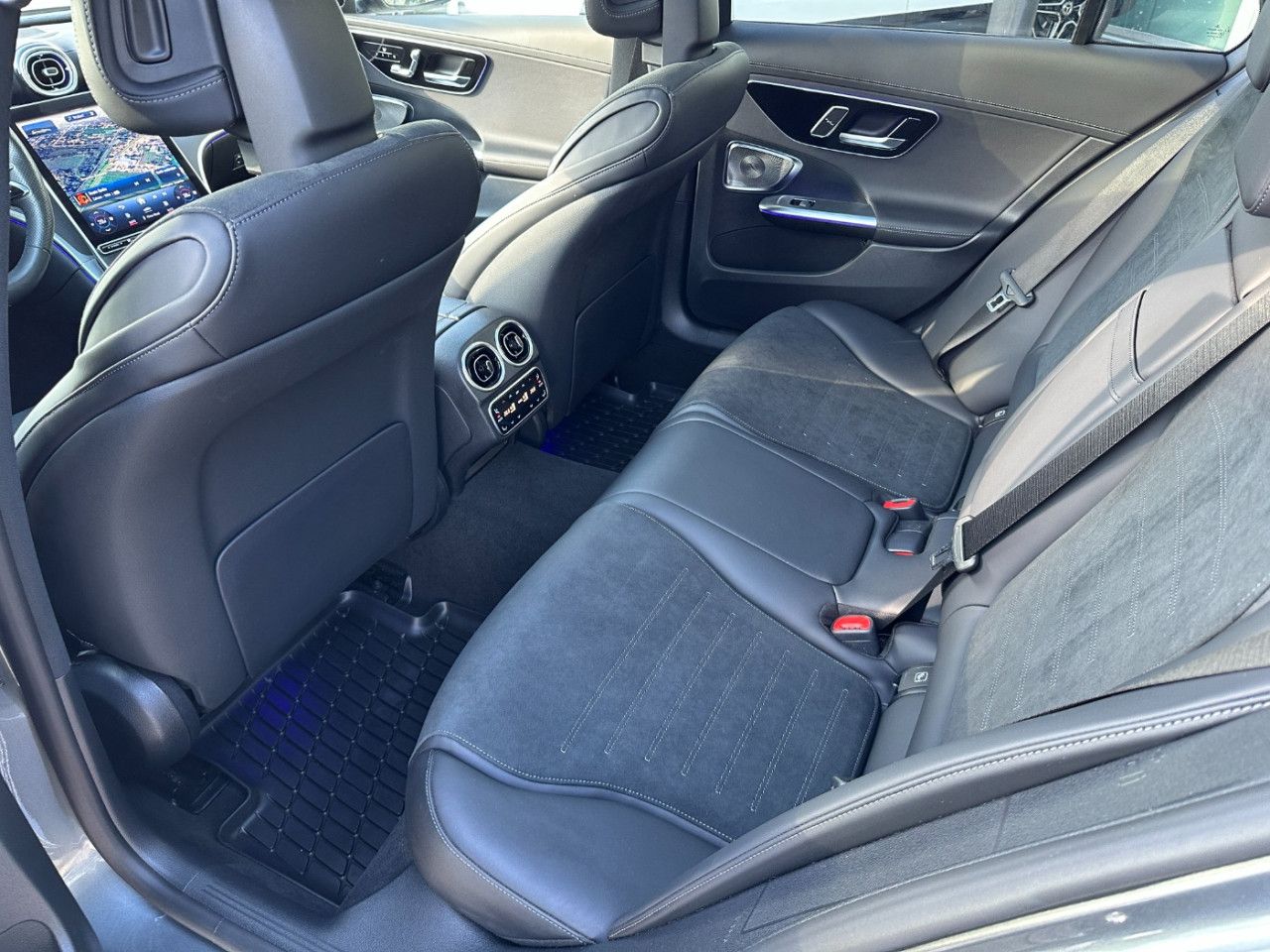 Fahrzeugbild 12 / 25