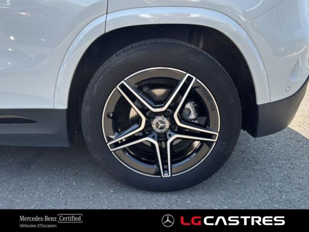 Photo du v&eacute;hicule 17 / 18