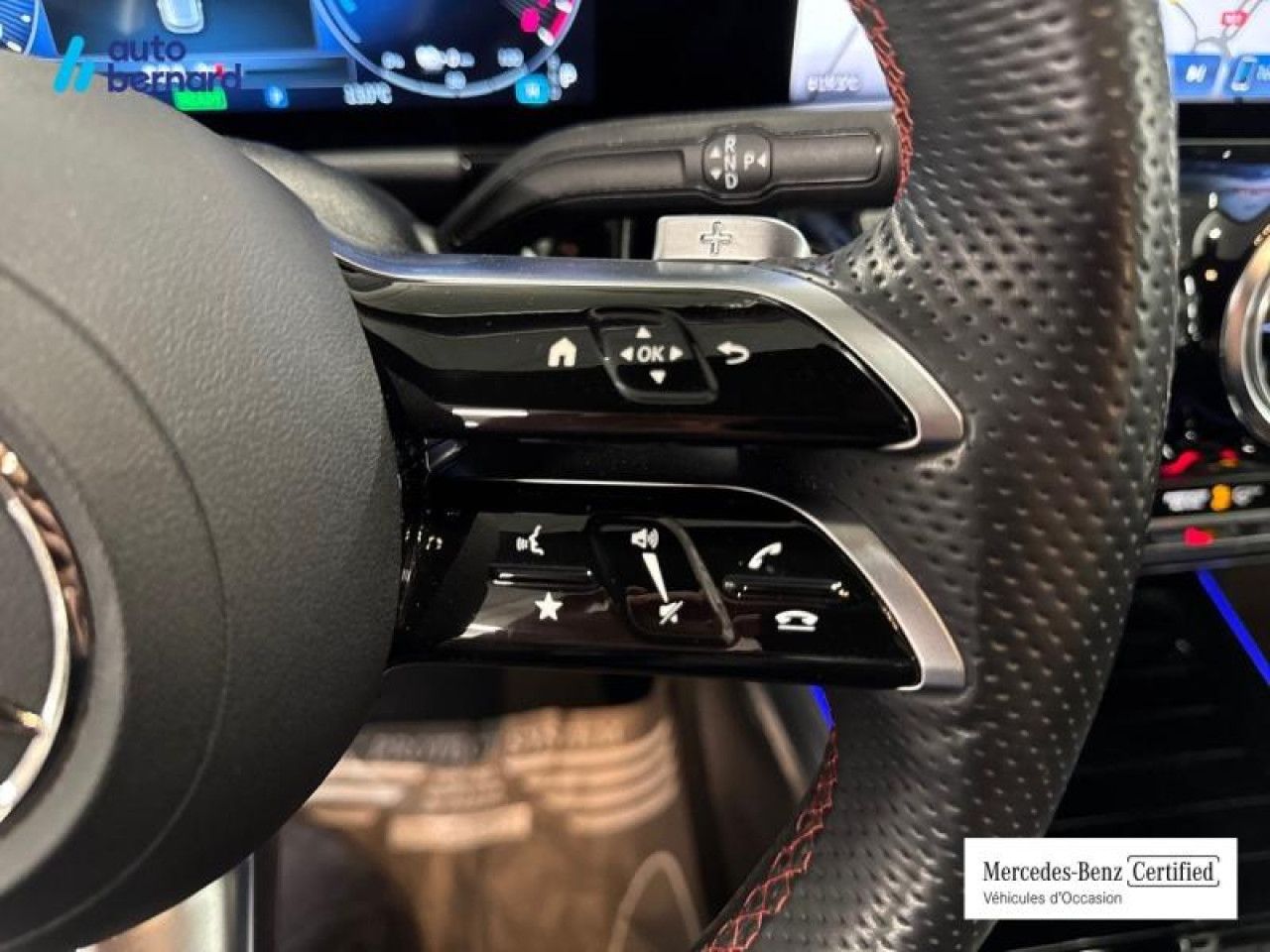 Photo du v&eacute;hicule 15 / 18