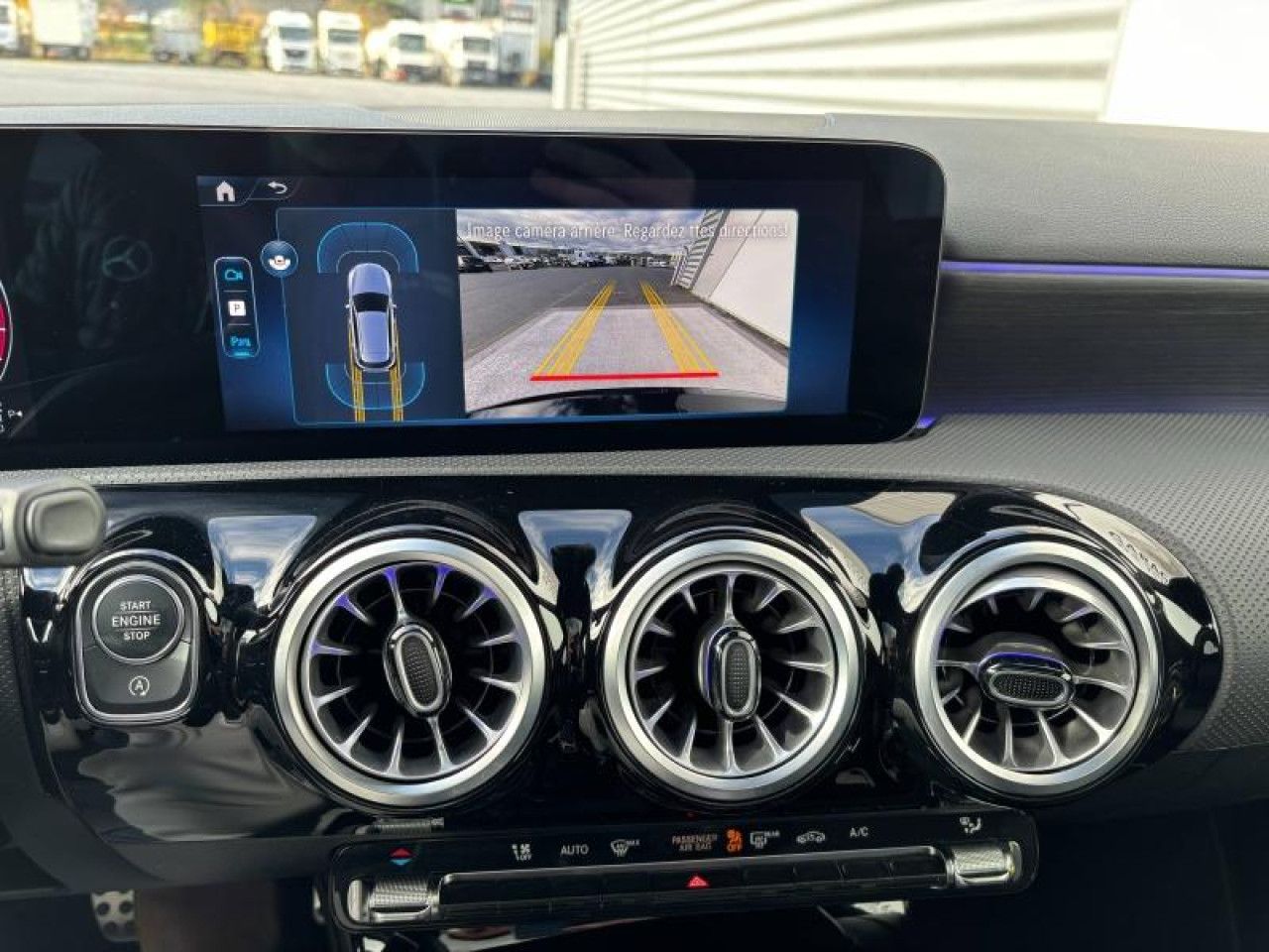 Photo du v&eacute;hicule 13 / 15