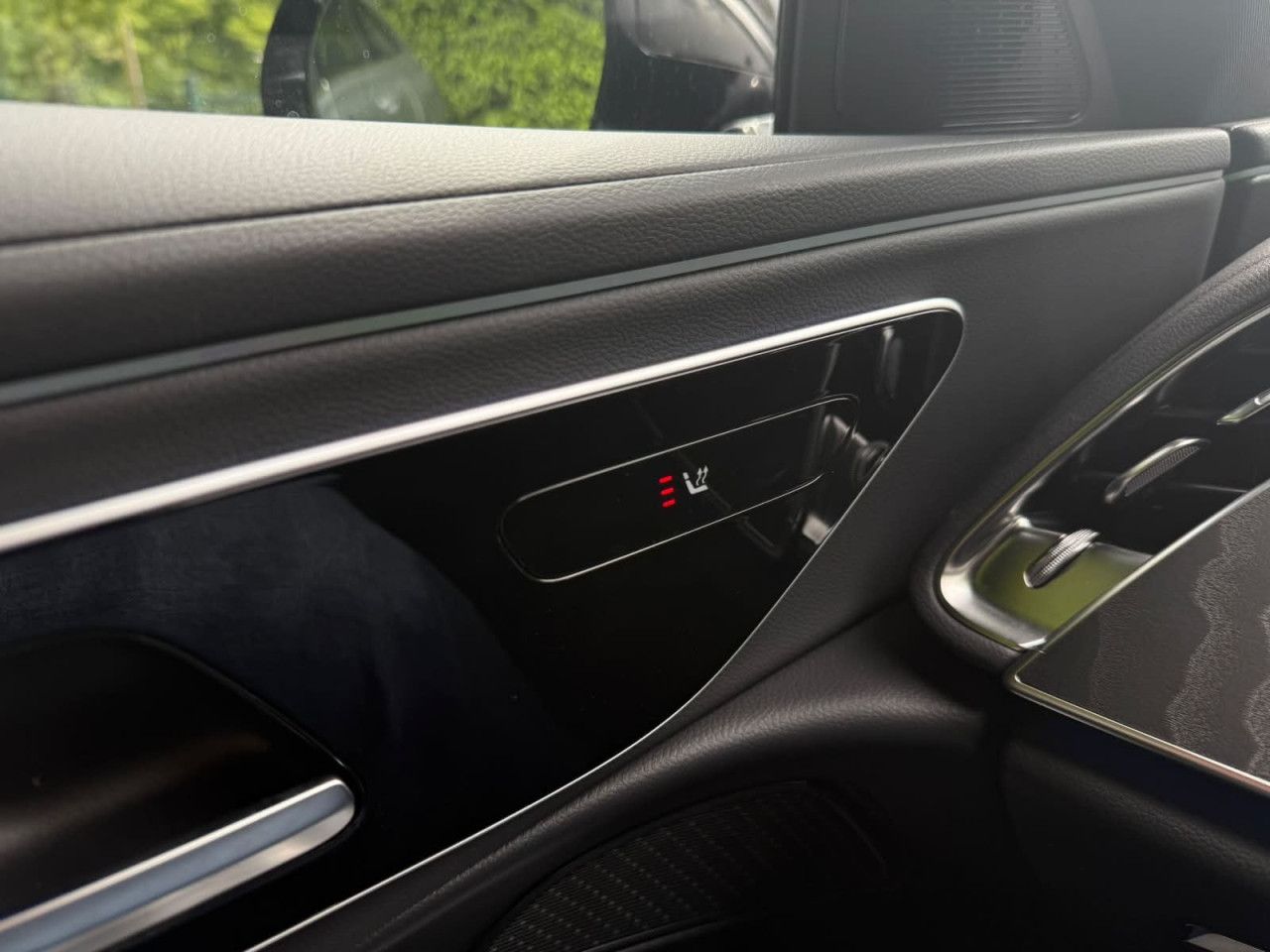 Mercedes-Benz E-Klasse – Bild 12