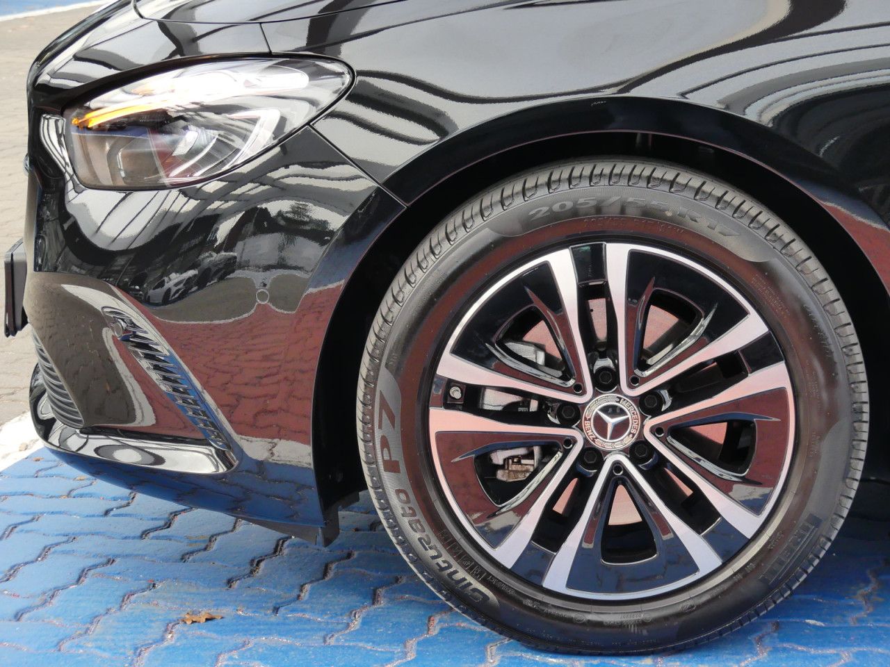 Fahrzeugbild 23 / 29