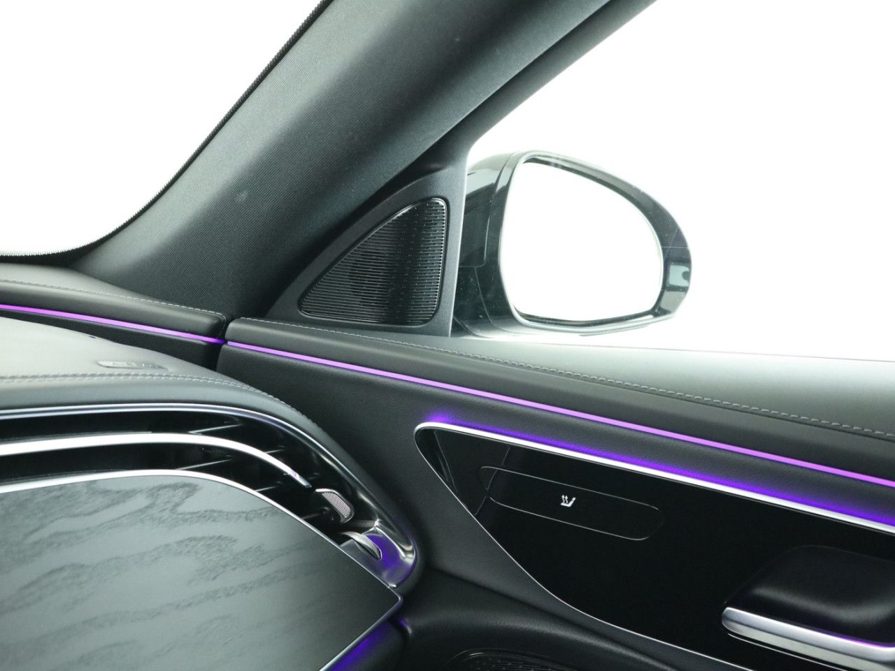 Mercedes-Benz E-Klasse – Bild 16