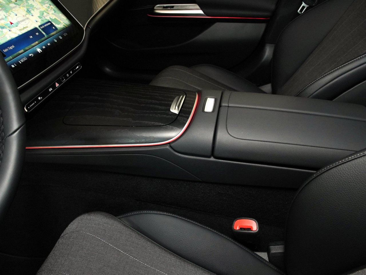 Mercedes-Benz E-Klasse – Bild 15