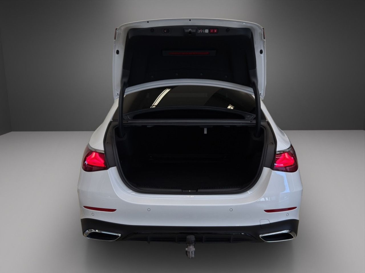 Mercedes-Benz E-Klasse – Bild 12
