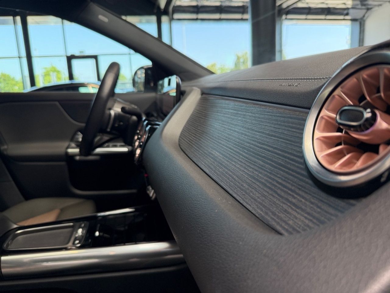 Mercedes-Benz EQA – Bild 19