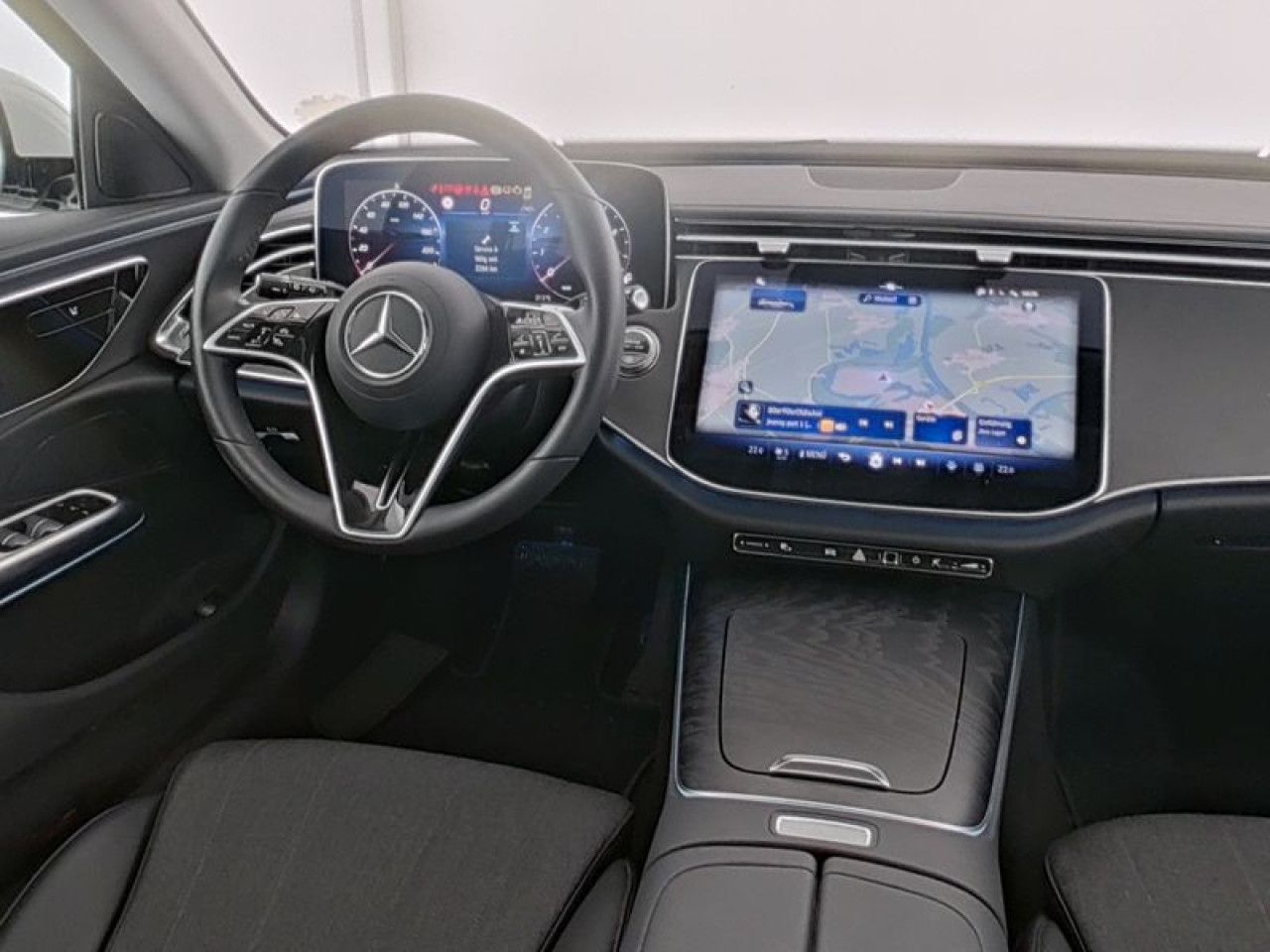 Mercedes-Benz E-Klasse – Bild 7
