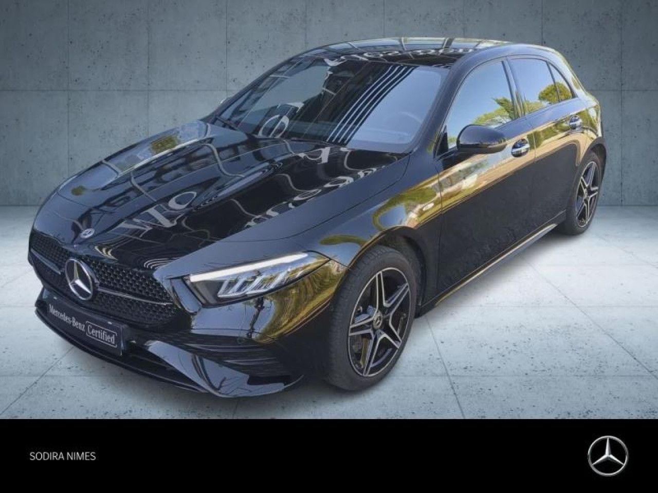 Photo du v&eacute;hicule 1 / 18