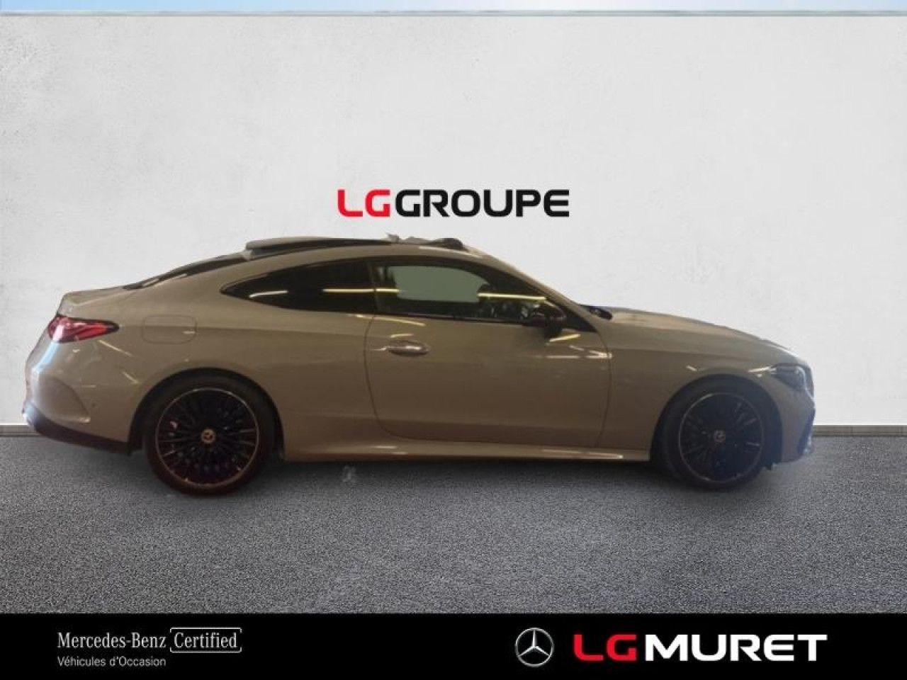 Photo du v&eacute;hicule 8 / 18