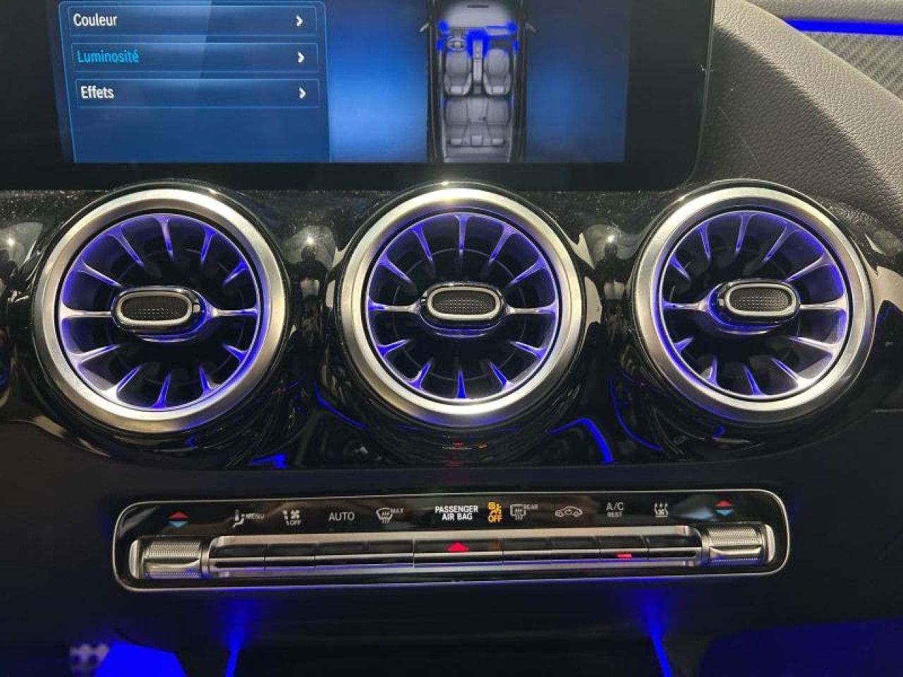 Photo du v&eacute;hicule 13 / 18