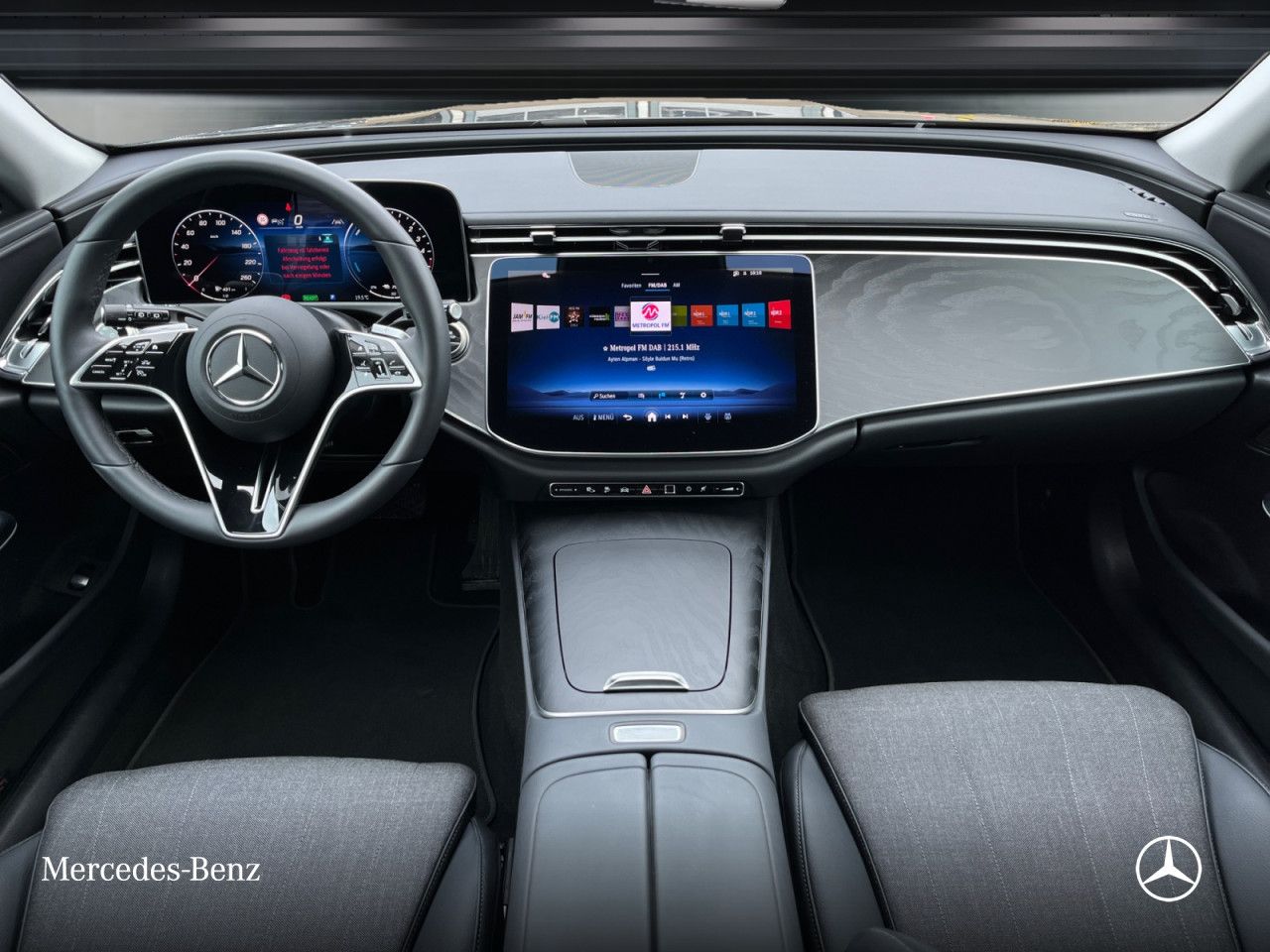 Mercedes-Benz E-Klasse – Bild 11