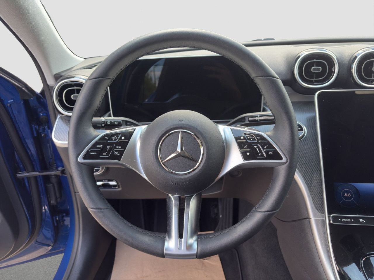 Mercedes-Benz C-Klasse – Bild 7