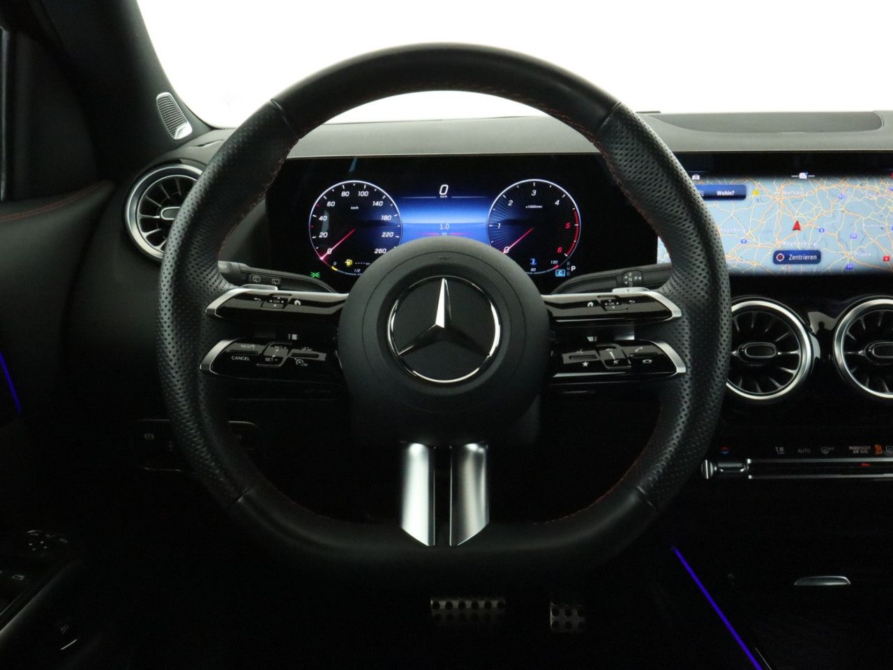 Mercedes-Benz GLA – Bild 11