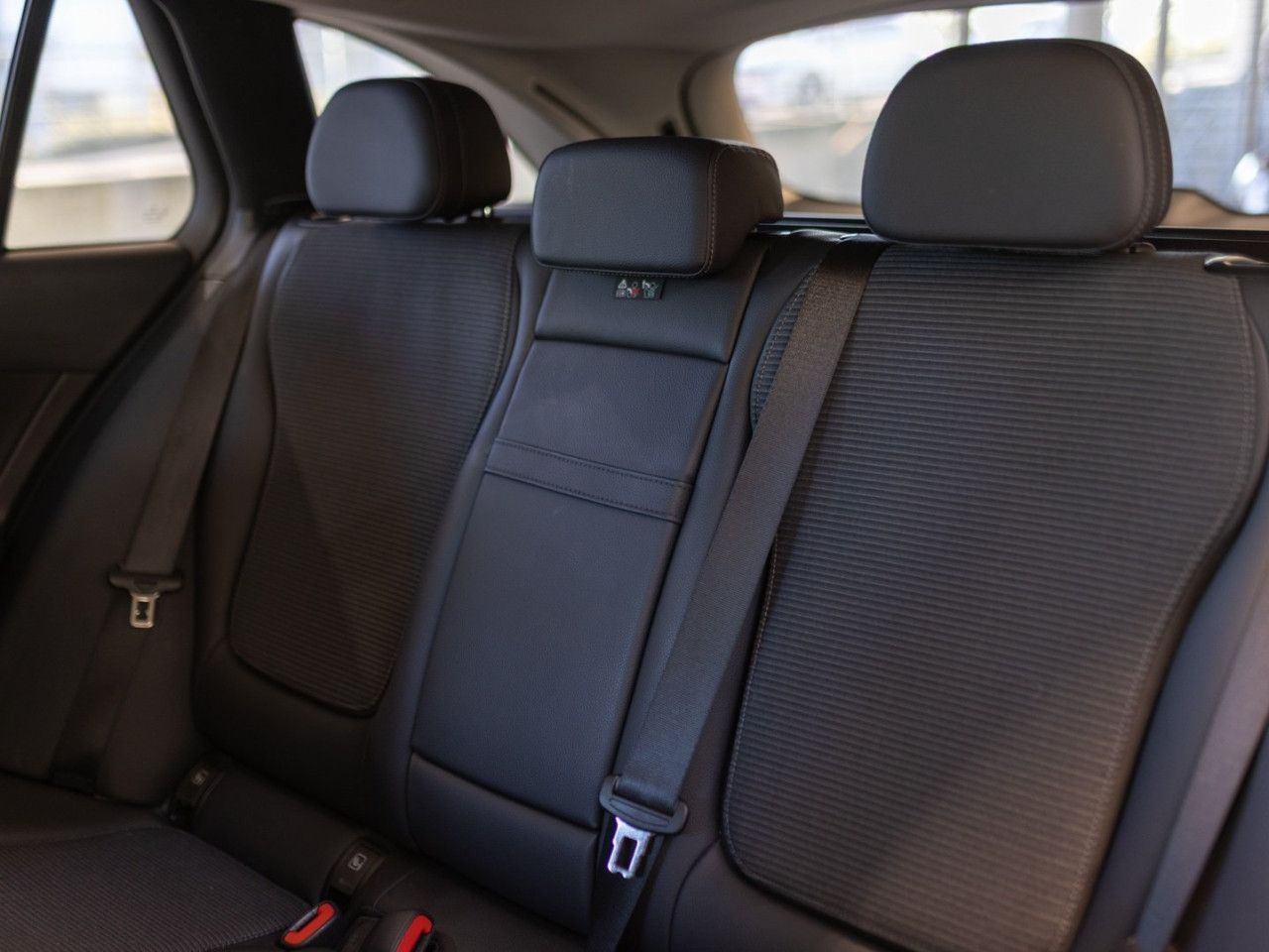 Mercedes-Benz C-Klasse – Bild 26