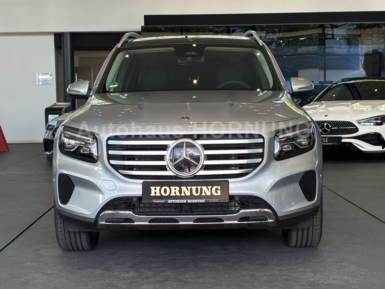 Mercedes-Benz GLB – Bild 2