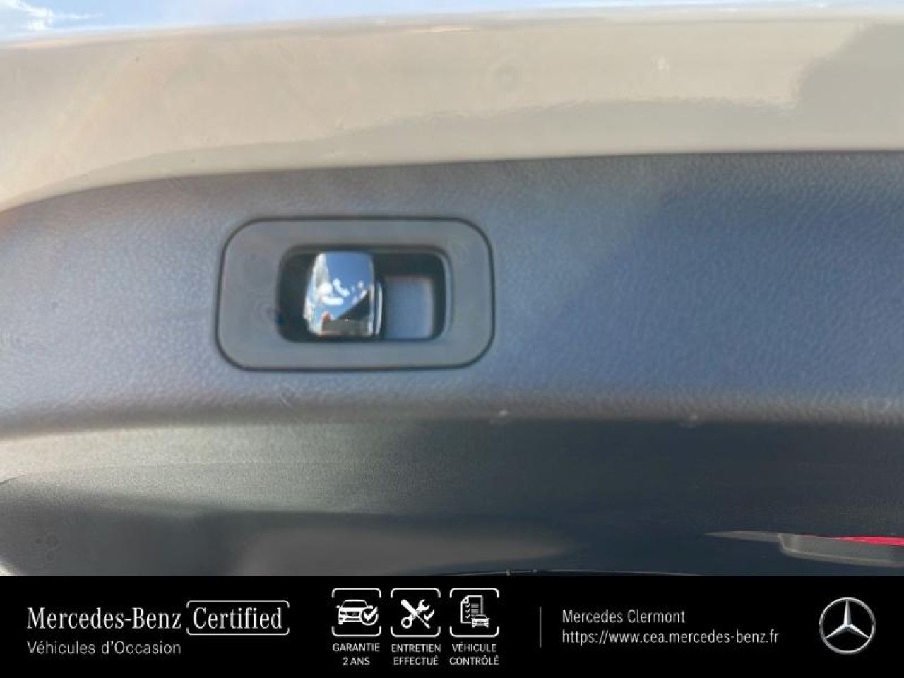 Photo du v&eacute;hicule 12 / 18