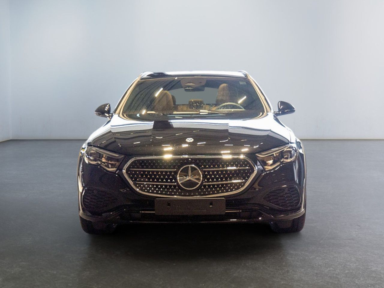 Mercedes-Benz E-Klasse – Bild 2