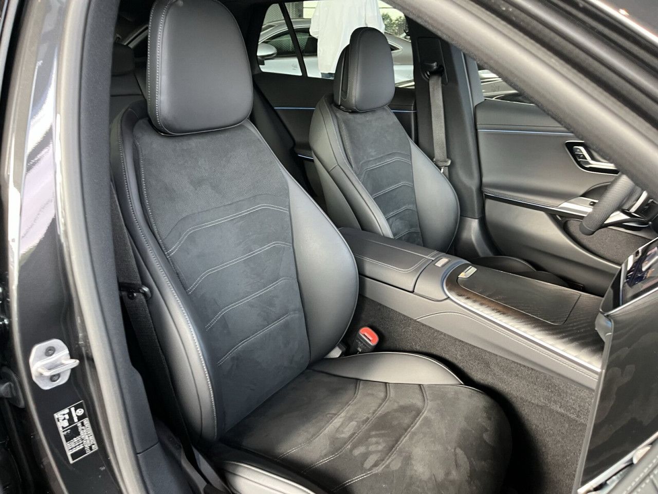 Mercedes-Benz E-Klasse – Bild 6