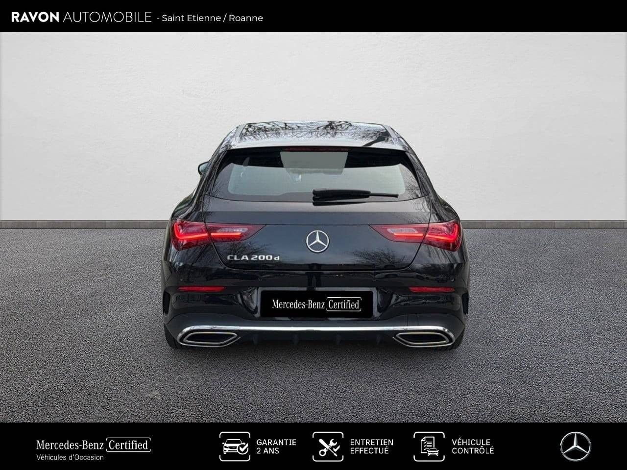 Photo du v&eacute;hicule 16 / 18