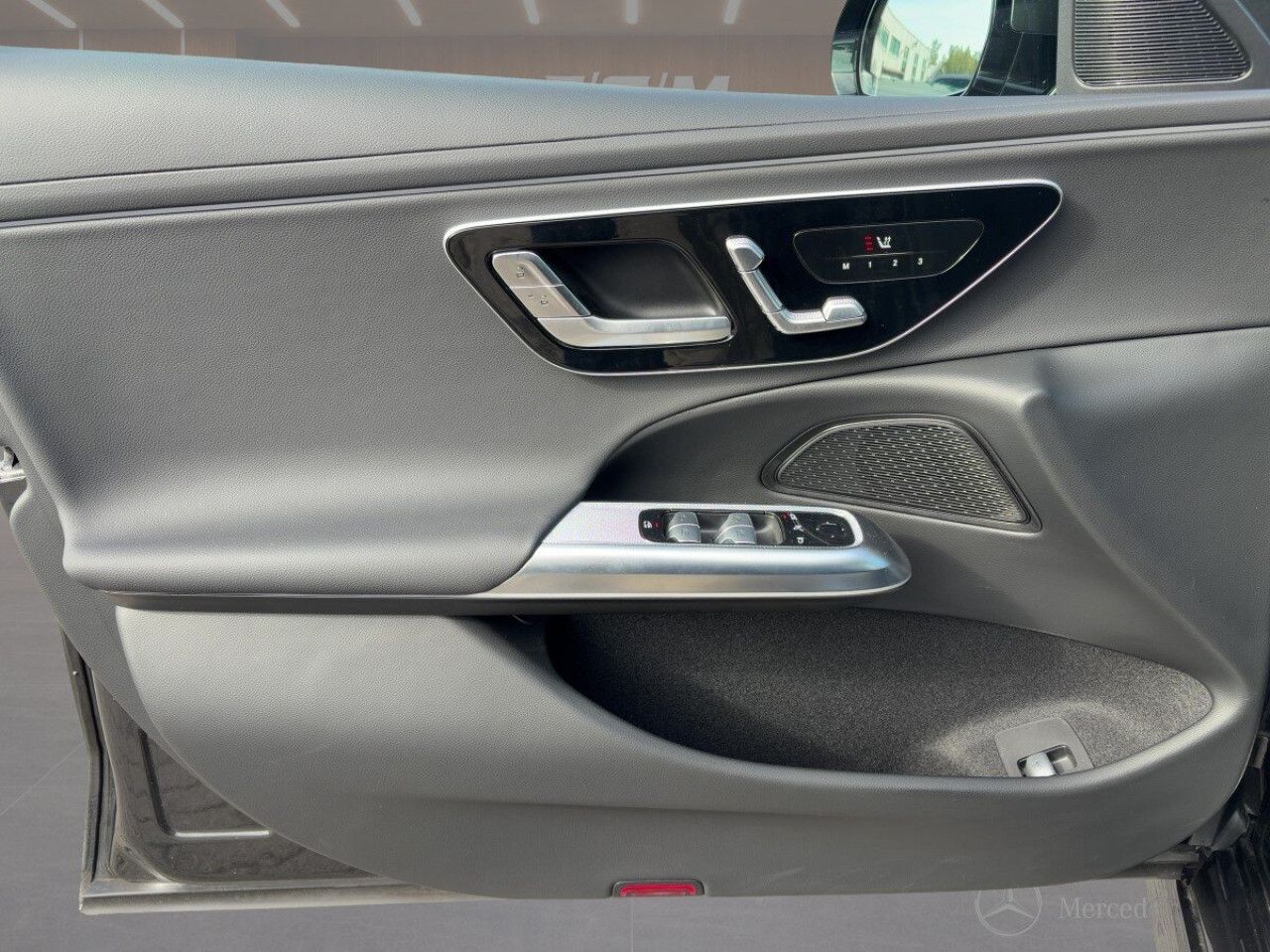 Mercedes-Benz E-Klasse – Bild 14