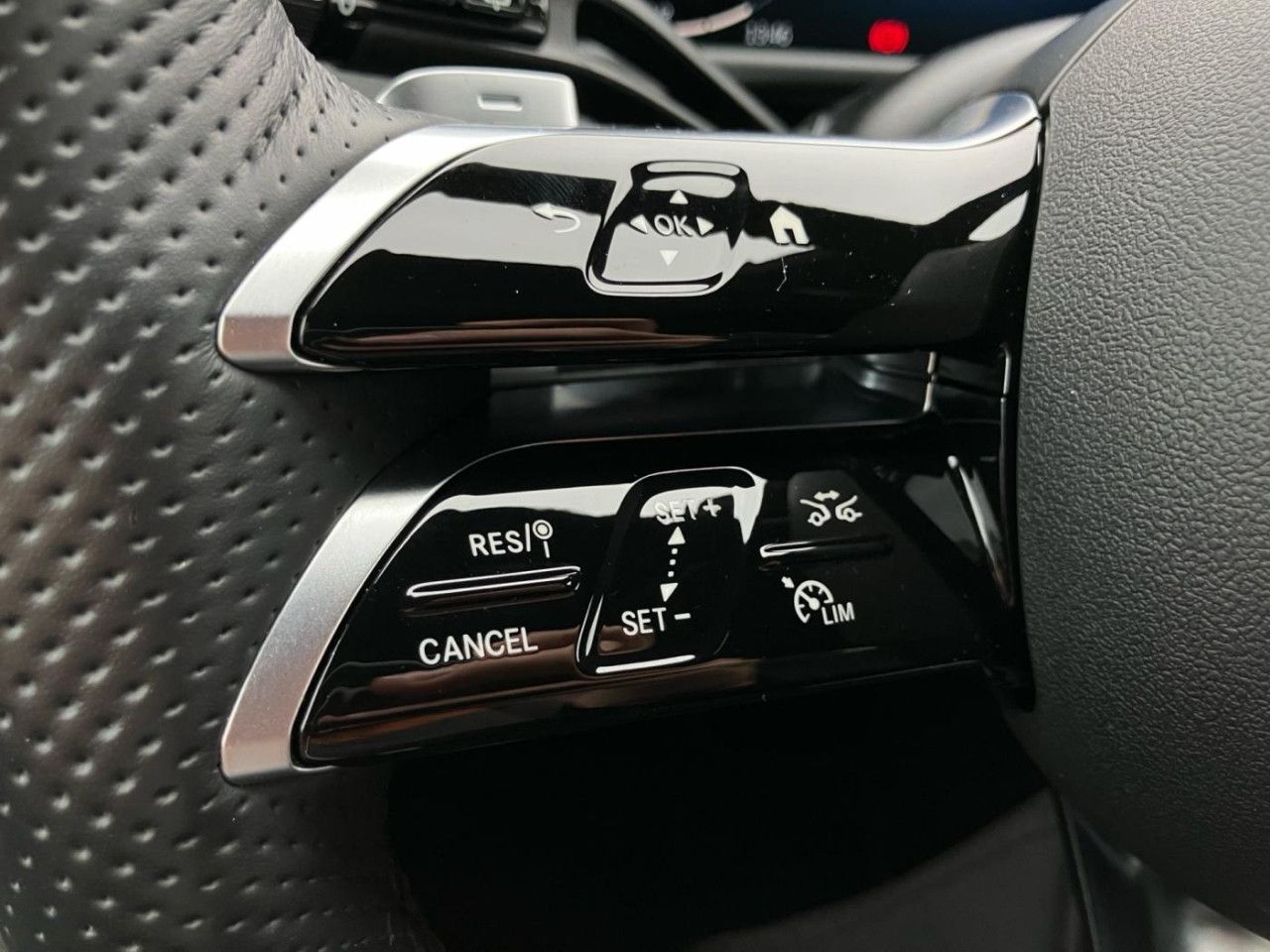 Mercedes-Benz E-Klasse – Bild 27