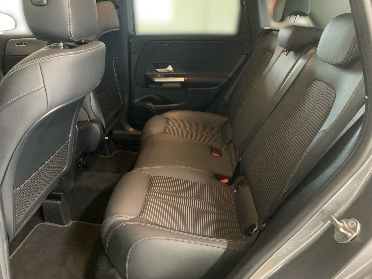 Fahrzeugbild 11 / 17