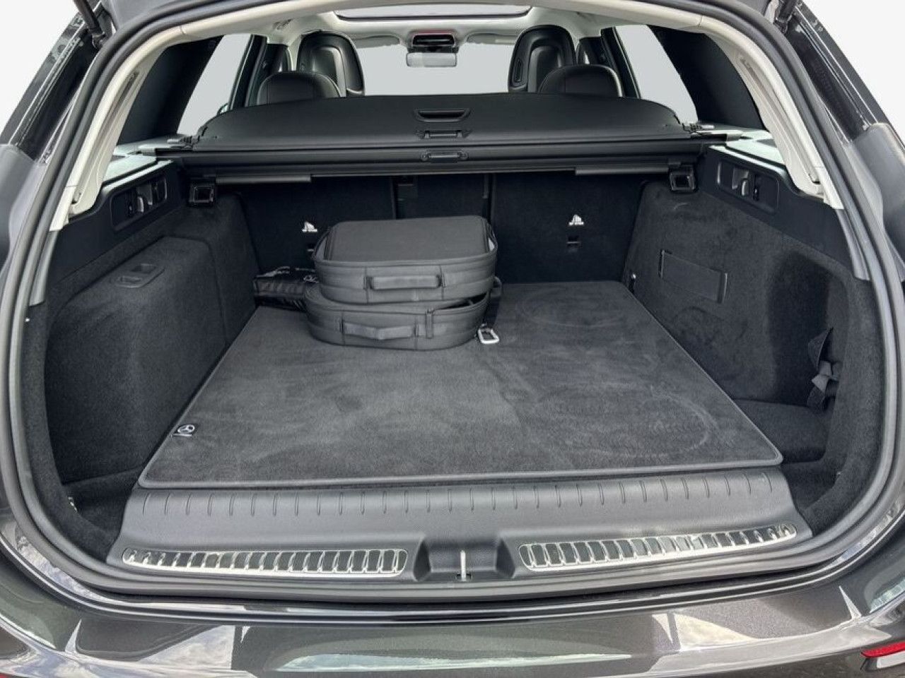 Mercedes-Benz C-Klasse – Bild 10