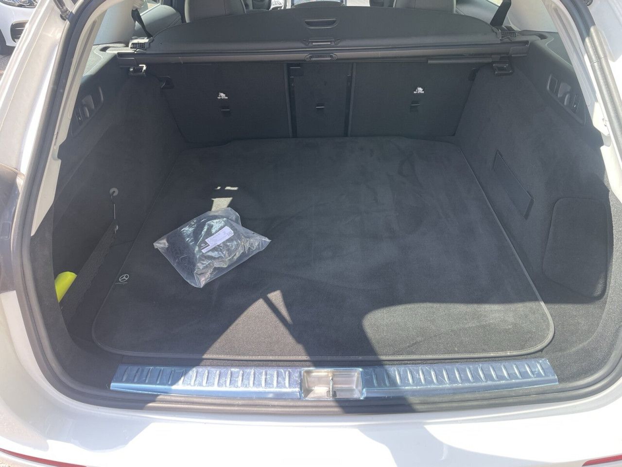 Mercedes-Benz E-Klasse – Bild 8