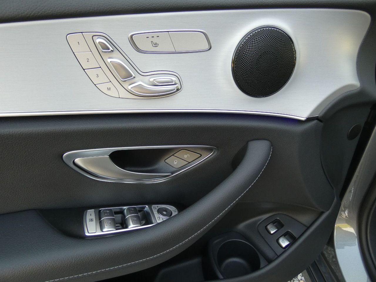 Fahrzeugbild 24 / 27