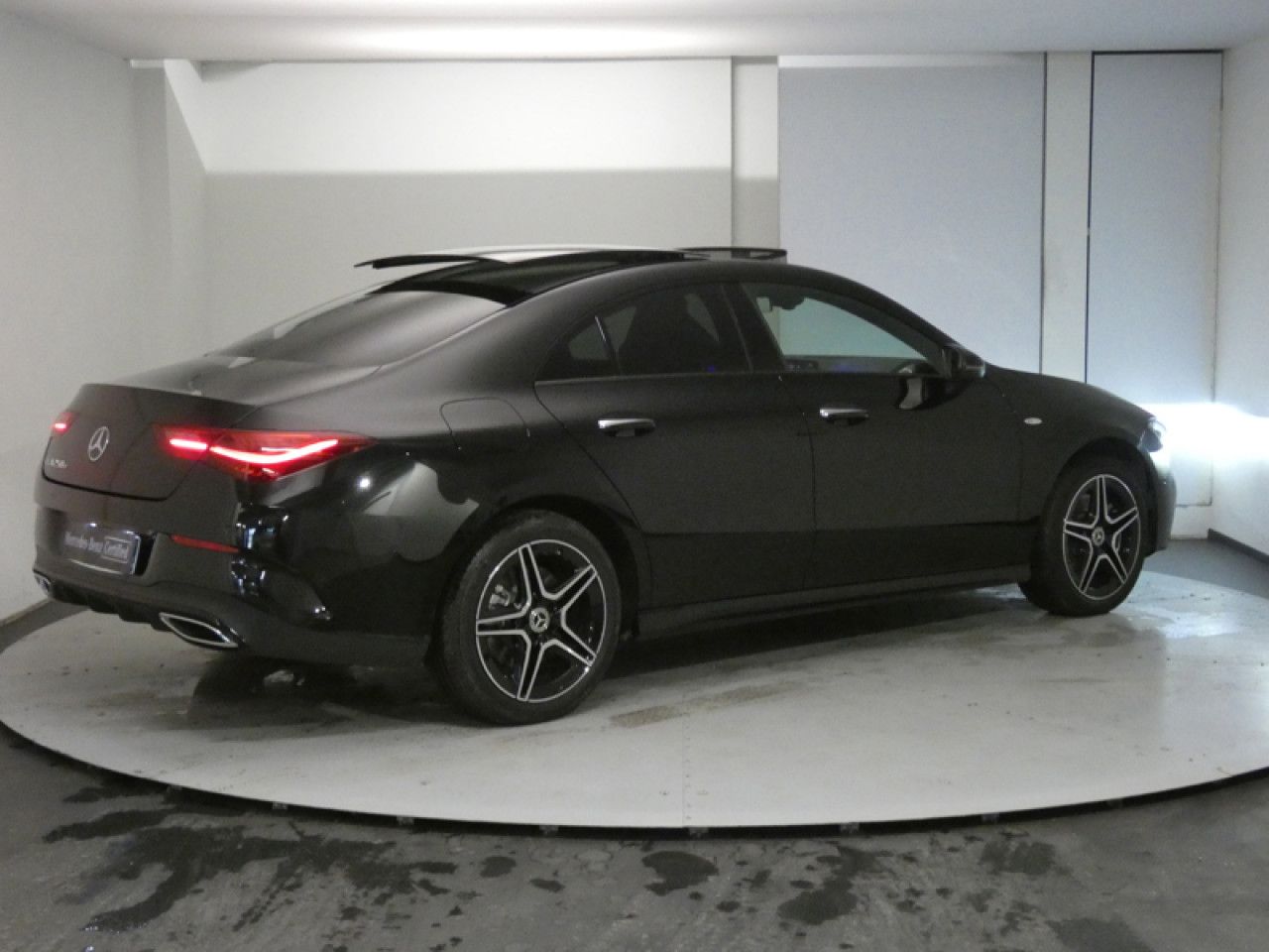 Photo du v&eacute;hicule 4 / 18