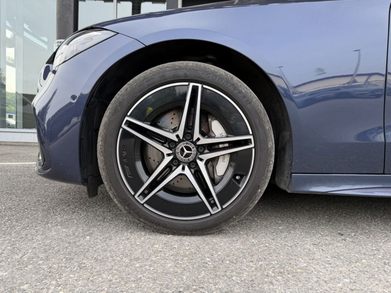 Photo du v&eacute;hicule 9 / 18