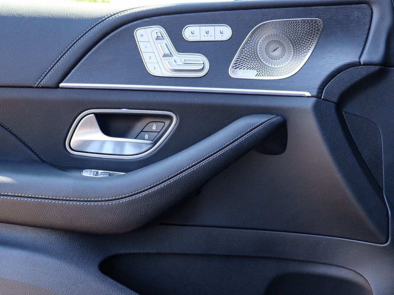 Mercedes-Benz GLS – Bild 17